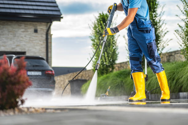 Best Deck Pressure Washing  in Ellenville, NY